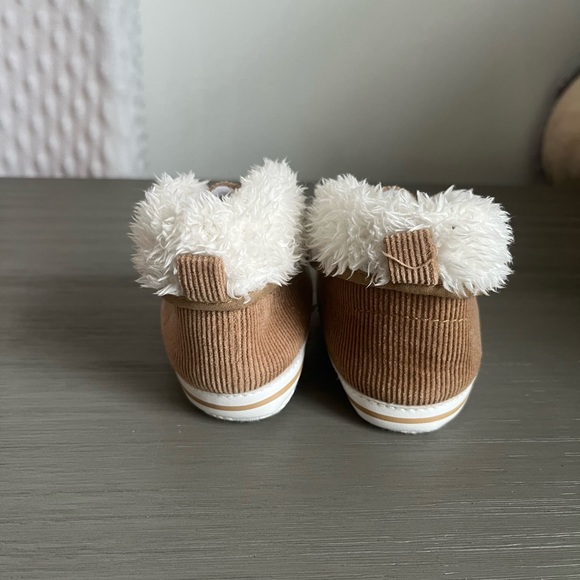 Toddler shoes (size3) - Picture 4 of 6